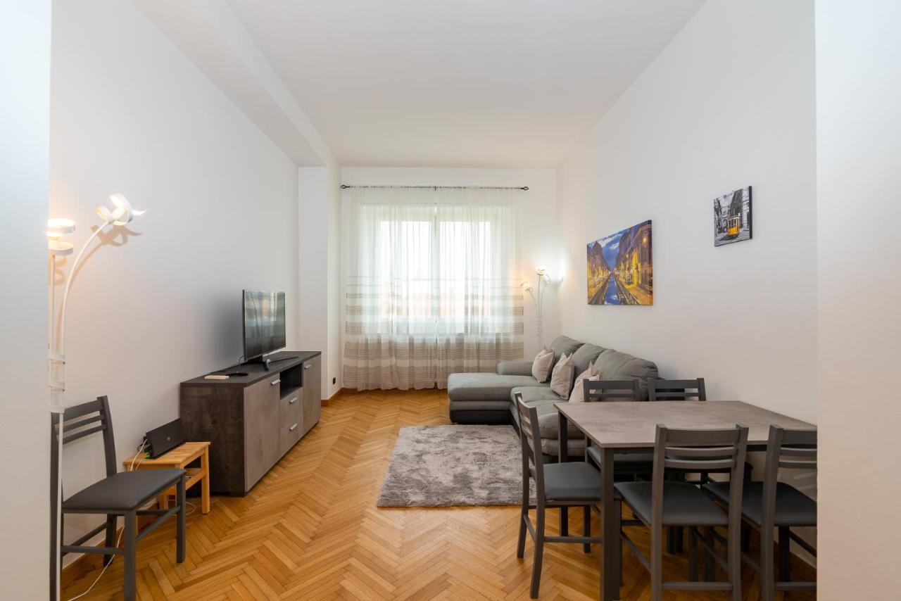 Vittoria 2 Apartment *